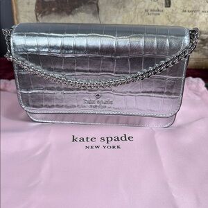 NWT Kate Spade Silver Croc-Embossed Metallic Crossbody With Silver Chain Clutch